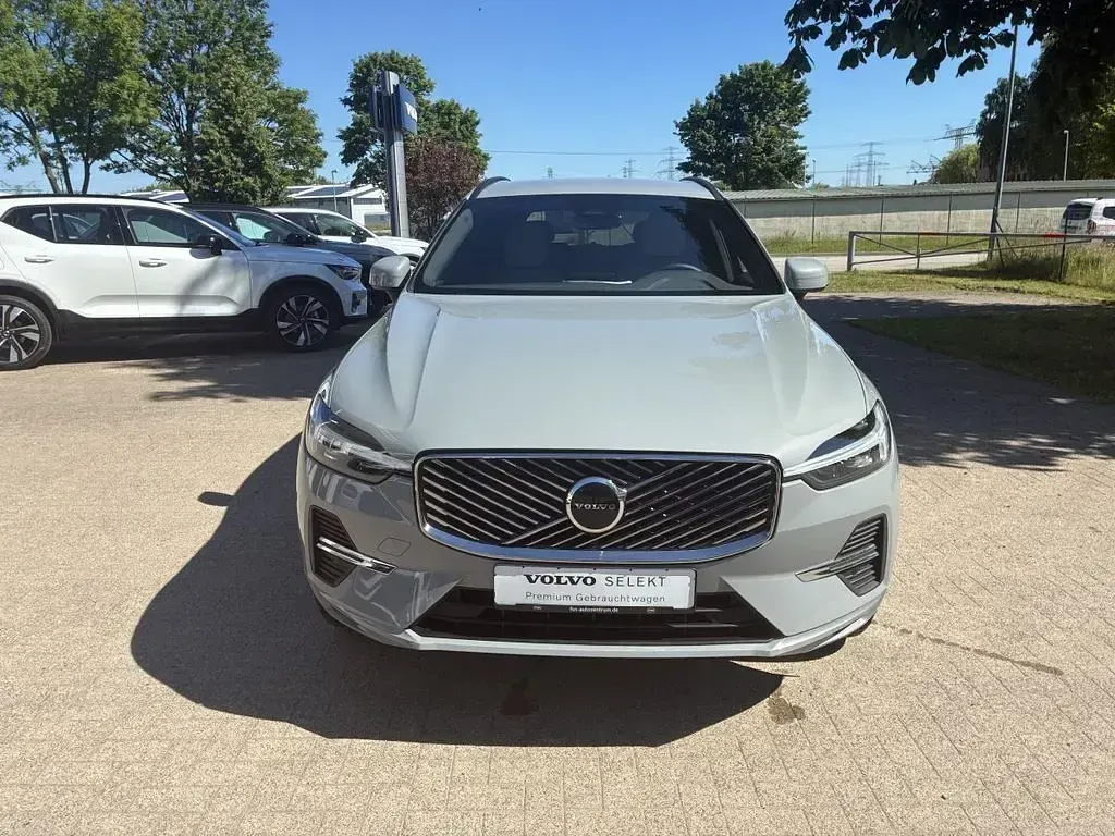 Gebraucht Volvo XC60 Core 250 PS (183 kW) 2025 Grau SUV