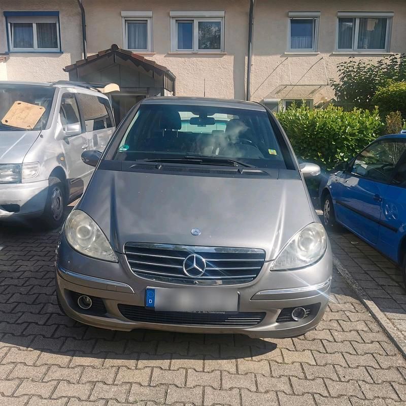 Grau Gebraucht 2006 Mercedes A150 Limousine | 2.250 € (Etwas zu teuer) - Bild 1/4