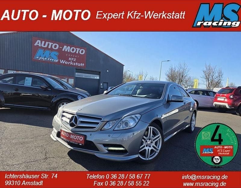 Gebraucht Mercedes E200 AMG line 184 PS (135 kW) 2011 Silber Coupé