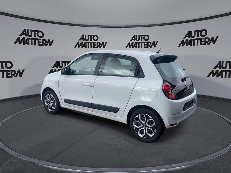 Gebraucht Renault Twingo Equilibre 60 kW (82 PS) 2022 Crystal weiss Kleinwagen