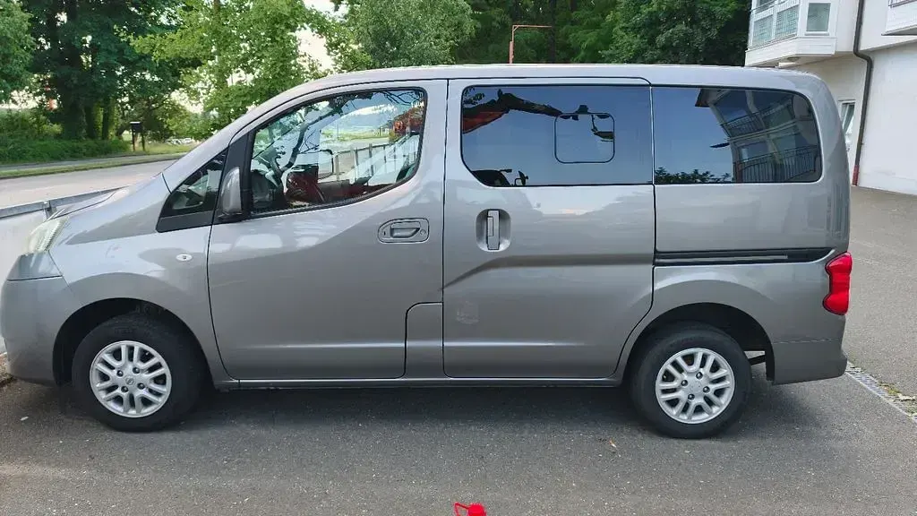 Gebraucht Nissan NV200 110 PS (80 kW) 2014 Grau Van / Kleinbus