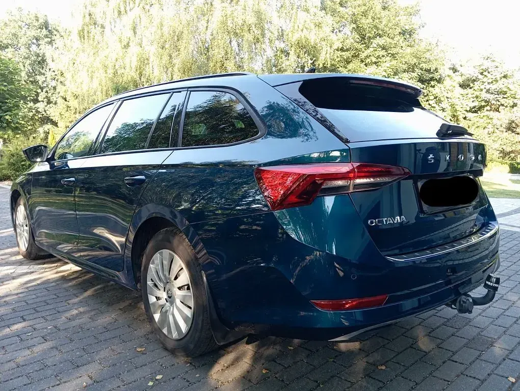 Gebraucht Skoda Octavia Ambition 150 PS (110 kW) 2021 Blau Kombi