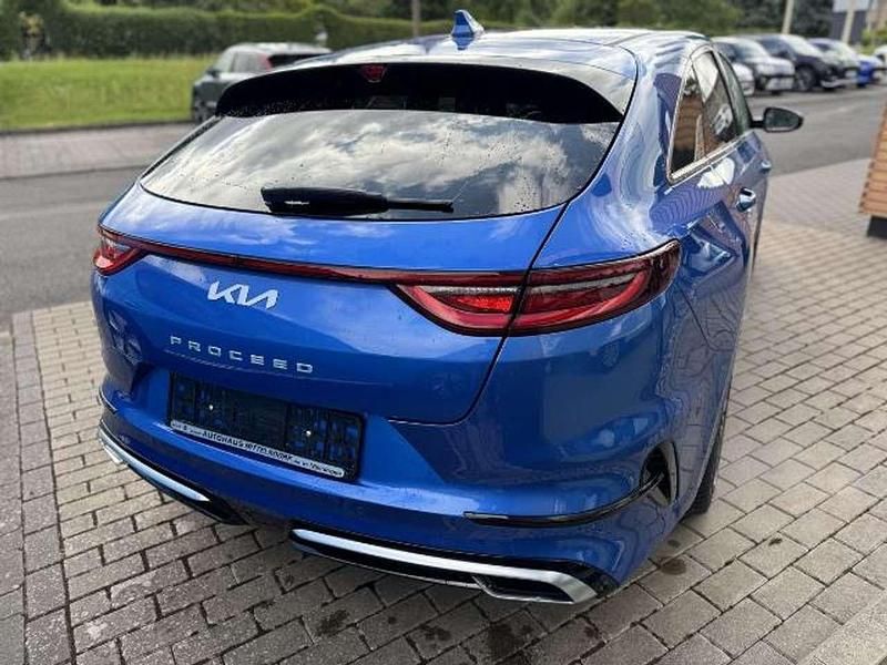 Neu Kia ProCeed GT-Line 140 PS (102 kW) 2025 Grau Kleinwagen
