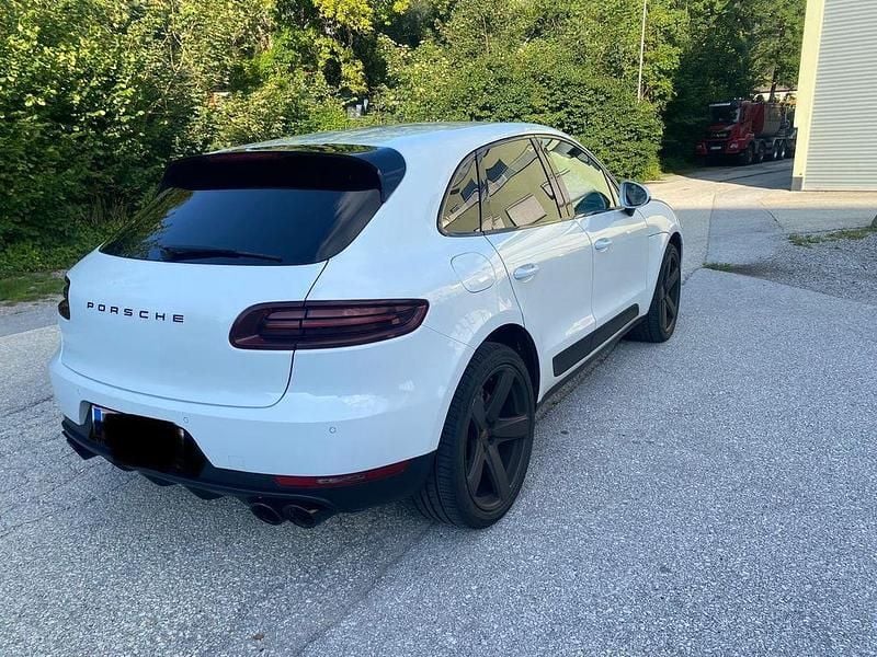 Gebraucht Porsche Macan S 258 PS (189 kW) 2018 Weiß SUV