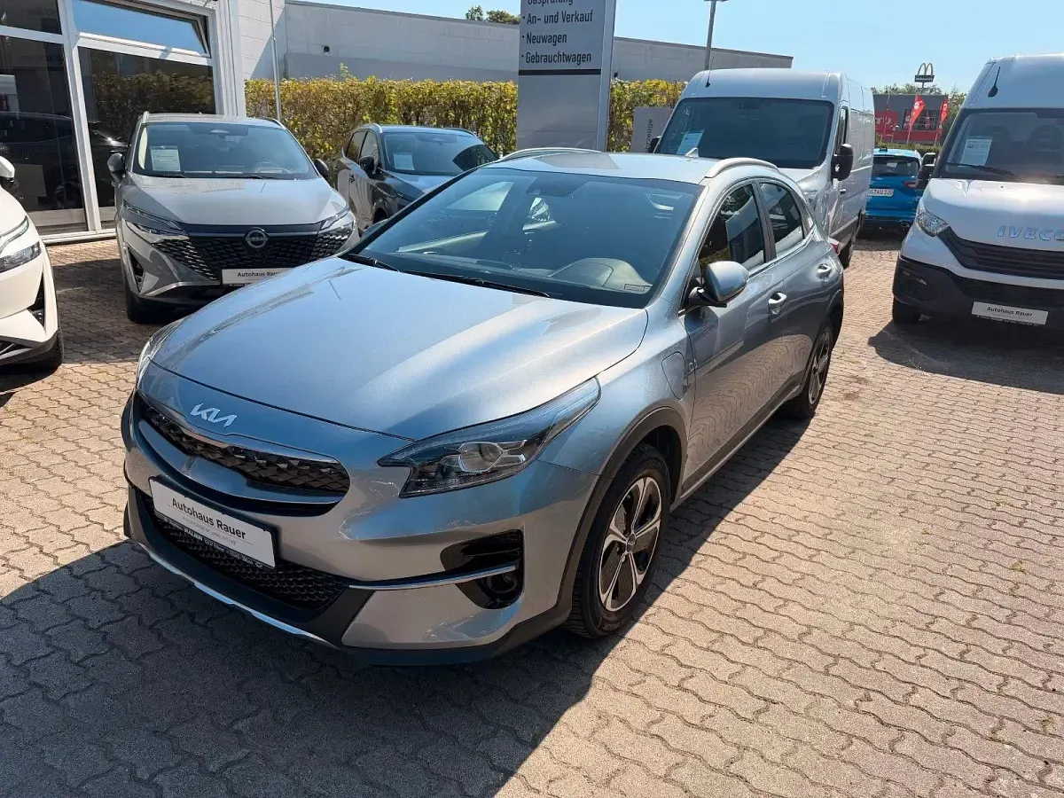 Gebraucht Kia XCeed Vision 105 PS (77 kW) 2022 Silber SUV