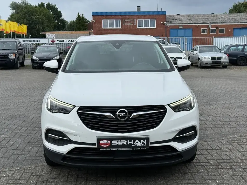 Gebraucht Opel Grandland X Edition 131 PS (96 kW) 2018 Weiß SUV