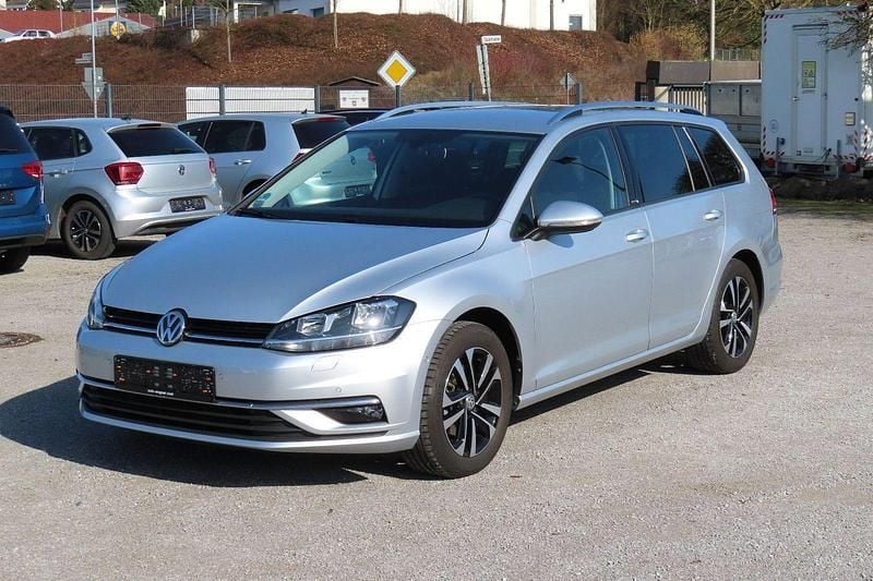 Gebraucht VW Golf VII 150 PS (110 kW) 2020 Silber Kombi