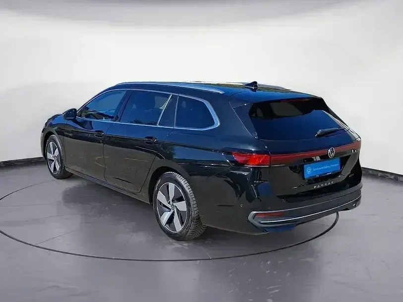 Gebraucht VW Passat Business 150 PS (110 kW) 2025 Grenadillschwarz metallic Kombi