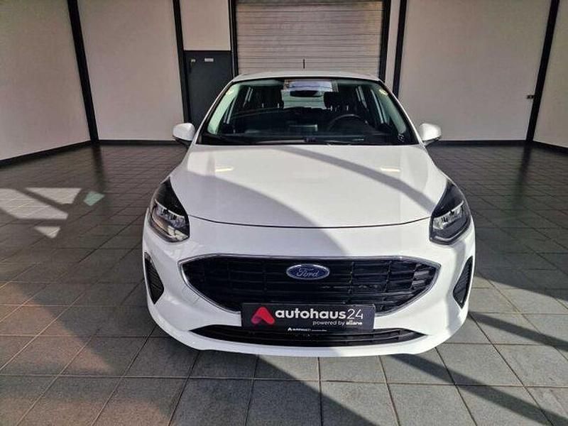 Gebraucht Ford Fiesta Cool & Connect 75 PS (55 kW) 2022 Weiß Kleinwagen