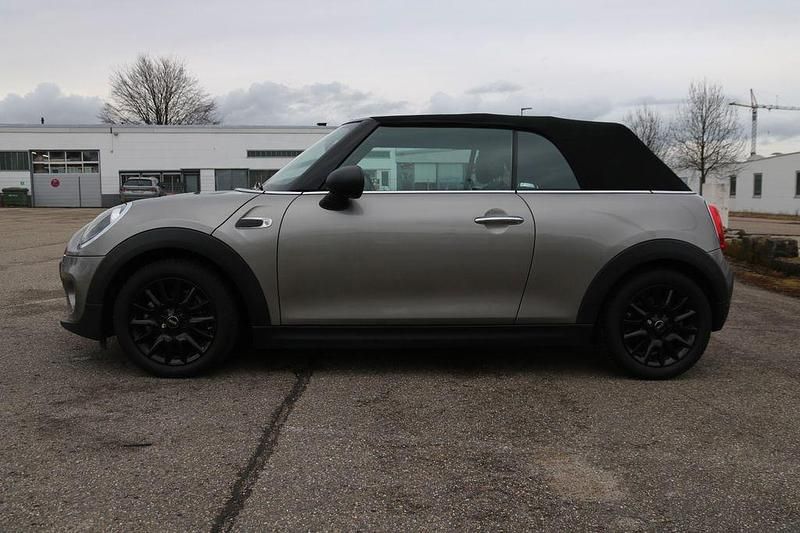 Gebraucht Mini One Cabriolet 102 PS (75 kW) 2019 Silber Cabrio