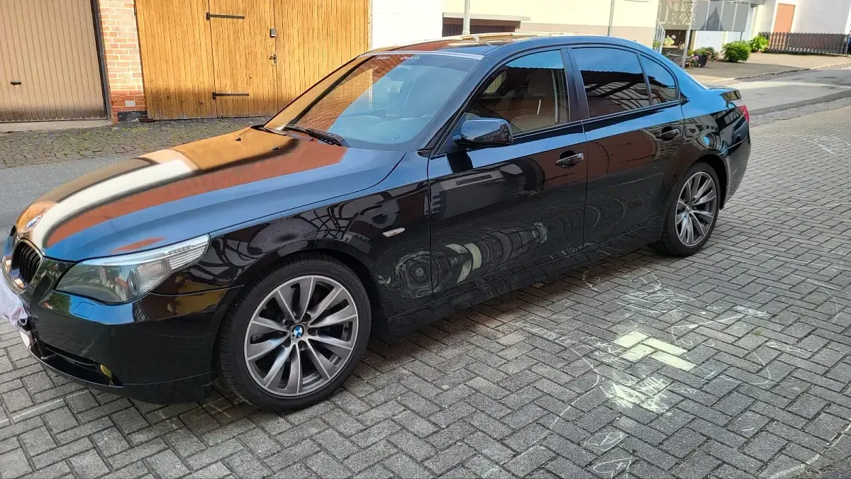 Gebraucht BMW 530 258 PS (189 kW) 2005 Schwarz Limousine