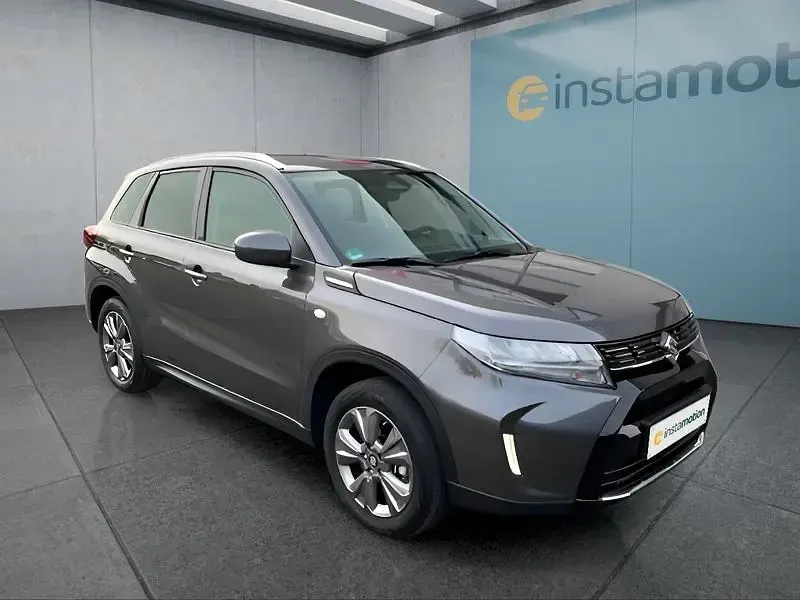 Neu Suzuki Vitara 110 PS (80 kW) 2026 Grau SUV