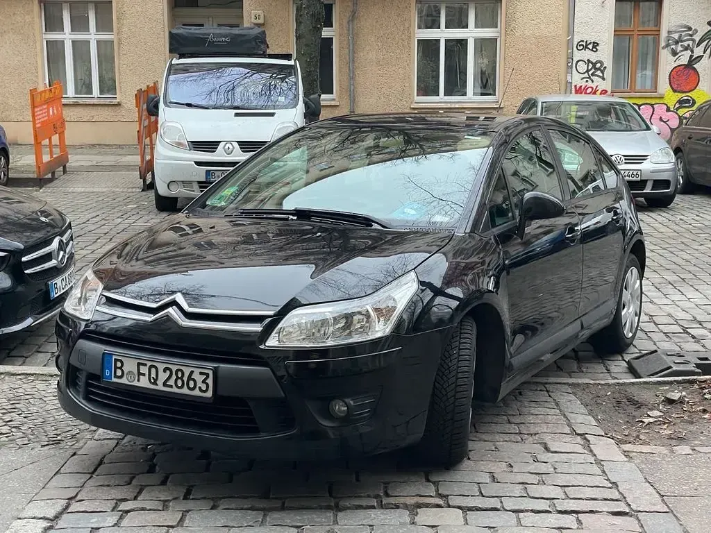Gebraucht Citroën C4 120 PS (88 kW) 2009 Schwarz Limousine