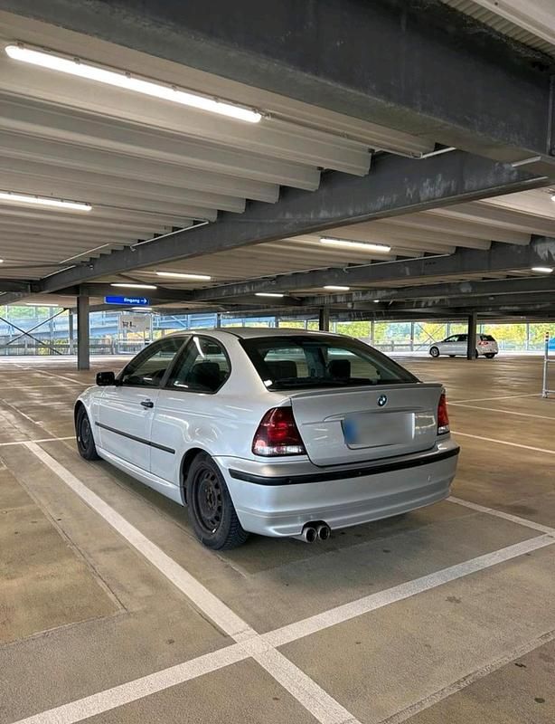 Gebraucht BMW 316 116 PS (85 kW) 2003 Silber Coupé