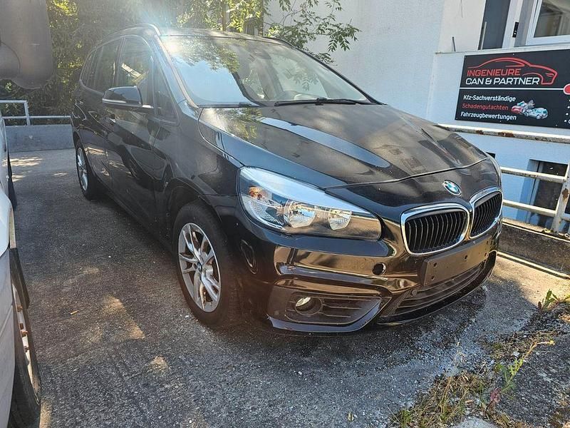 Gebraucht BMW 216 Gran Tourer Advantage 116 PS (85 kW) 2017 Schwarz Van / Kleinbus