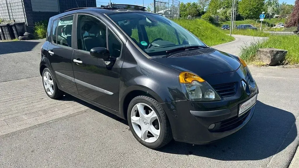 Usata Renault Modus 86 CV (63 kW) 2006 Nero Monovolume