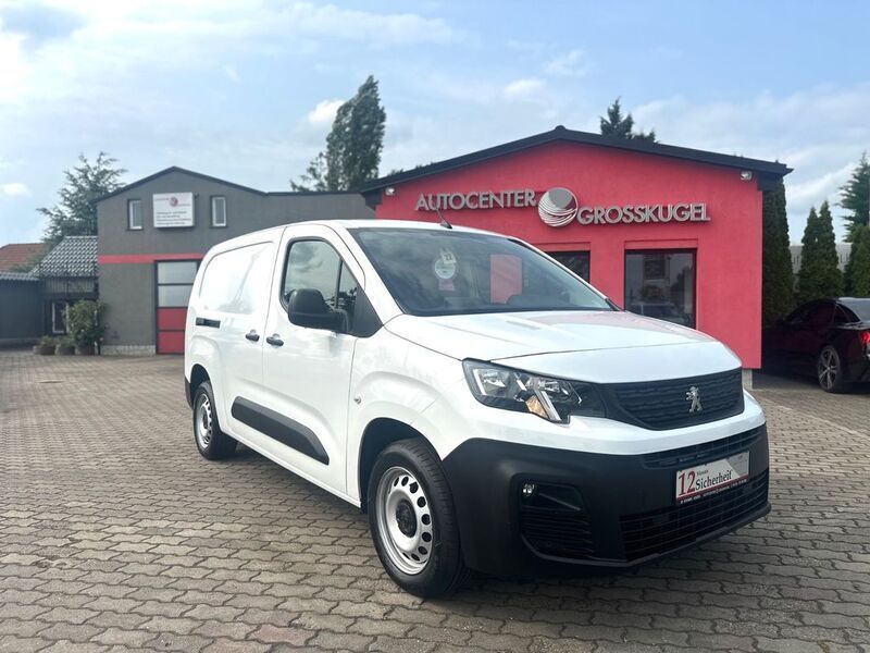 Weiß Gebraucht 2021 Peugeot Partner Premium Van | 16.499 € (Fairer Preis) - Bild 1/4