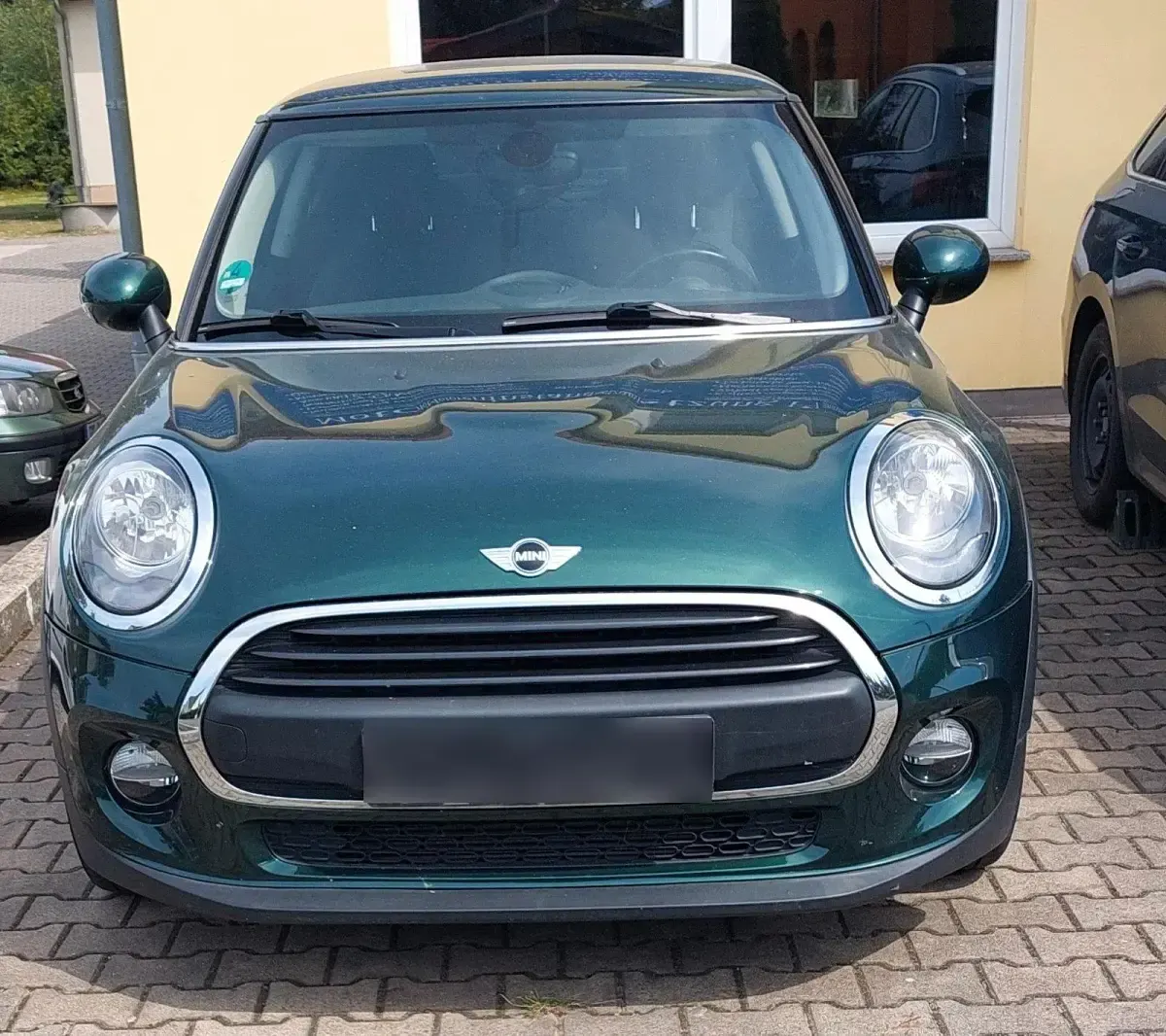Usado Mini ONE 102 HP (75 kW) 2017 Verde Citadino