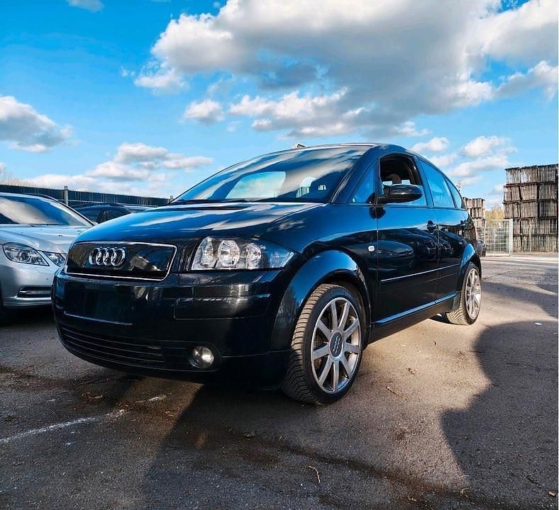 Second-hand Audi A2 110 CP (80 kW) 2005 Negru Hatchback