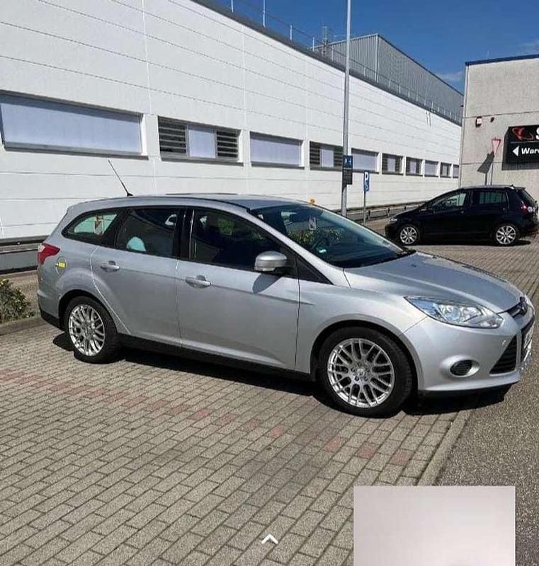 Gebraucht Ford Focus Trend 116 PS (85 kW) 2013 Kombi