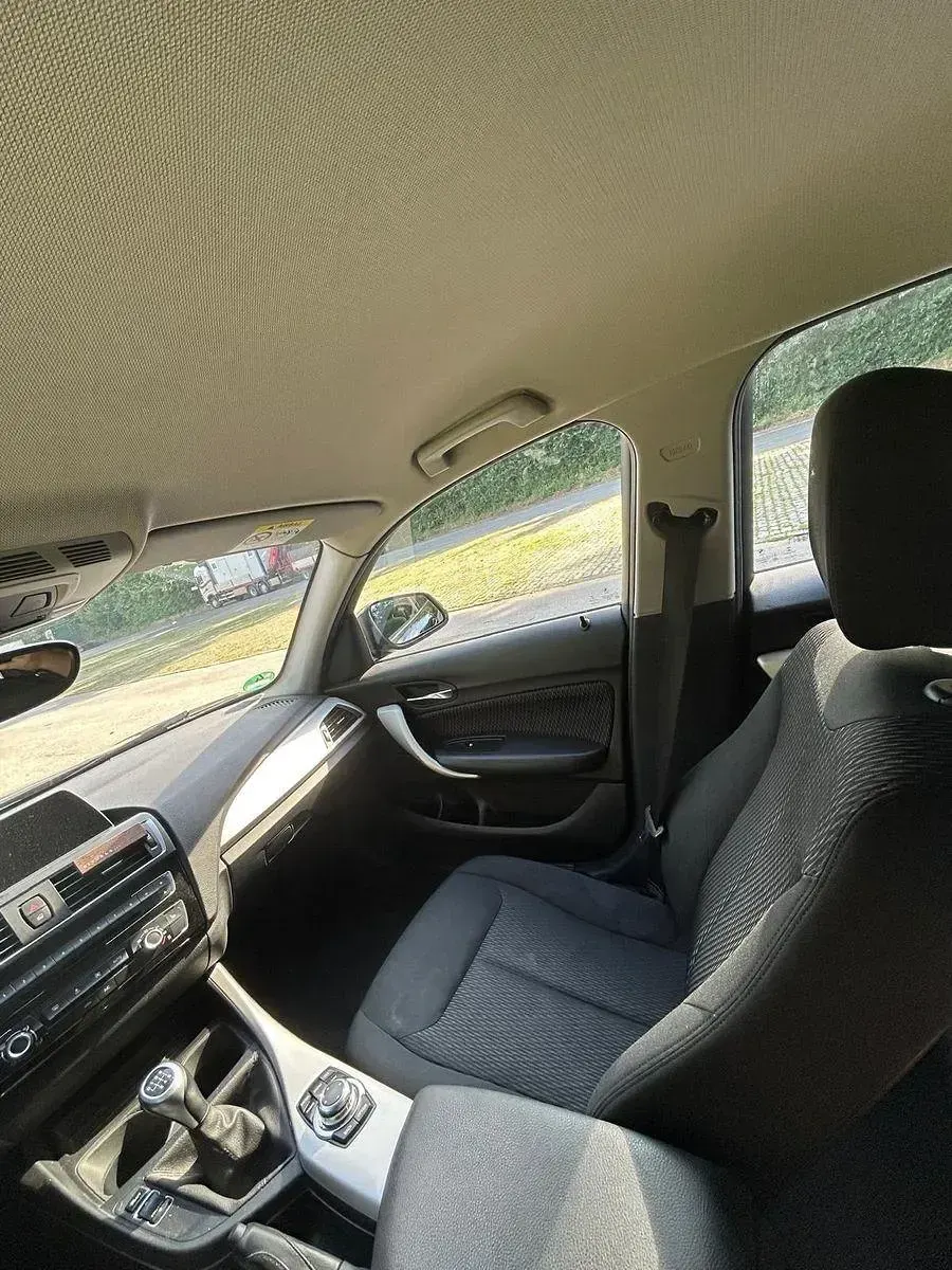 Gebraucht BMW 116 Advantage 109 PS (80 kW) 2017 Schwarz Kleinwagen