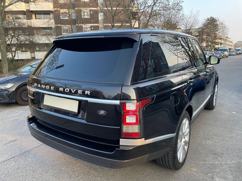 Gebraucht Land Rover Range Rover Vogue 258 PS (189 kW) 2013 Schwarz SUV
