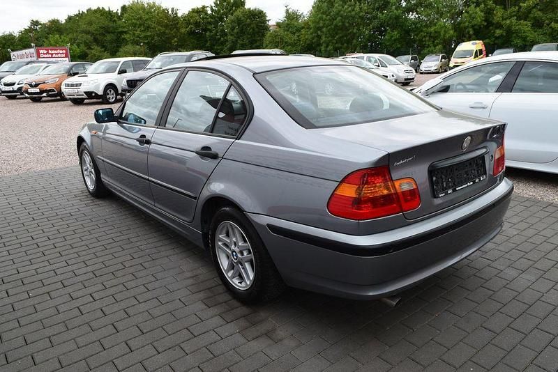 Gebraucht BMW 316 116 PS (85 kW) 2003 Grau Limousine