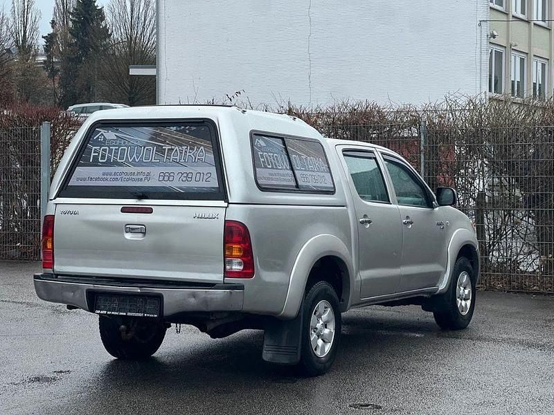 Gebraucht Toyota HiLux 102 PS (75 kW) 2007 Gold Abholung