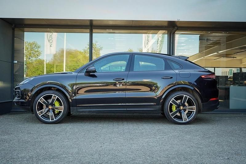 Second-hand Porsche Cayenne 462 CP (339 kW) 2021 Negru SUV