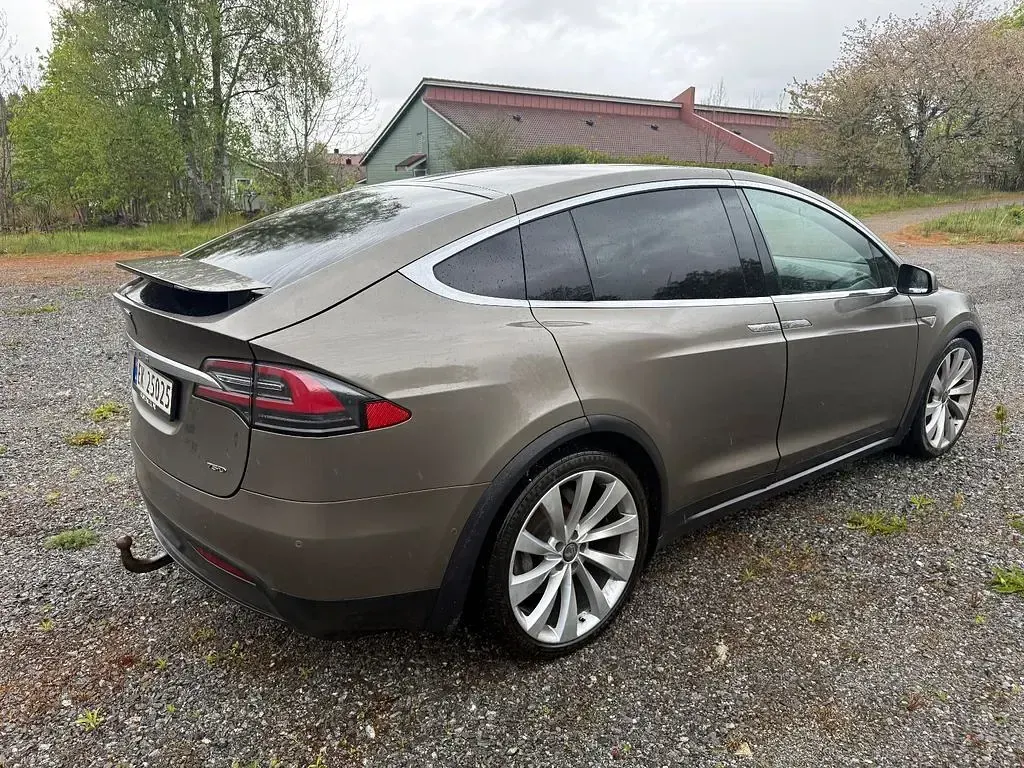 Occasion Tesla Model X 306 kW (417 ch) 2016 Beige SUV