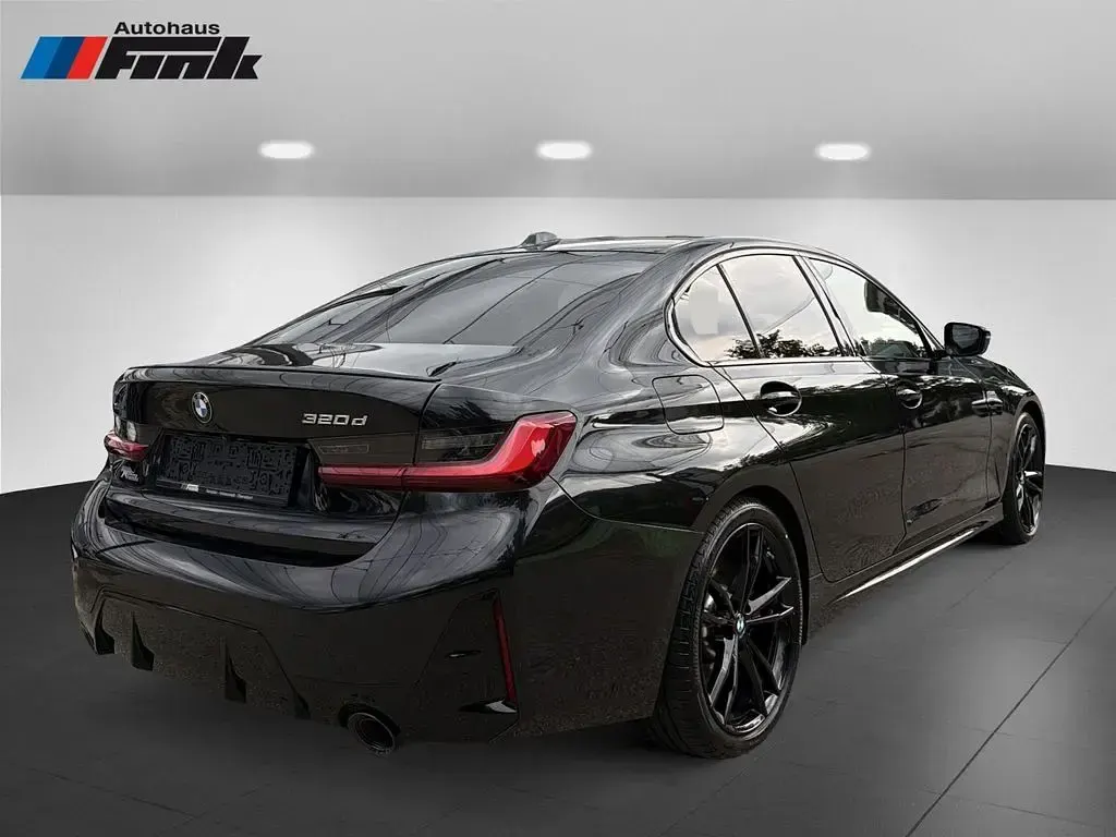 Gebraucht BMW 320 M Sport 190 PS (139 kW) 2024 Saphirschwarz Limousine
