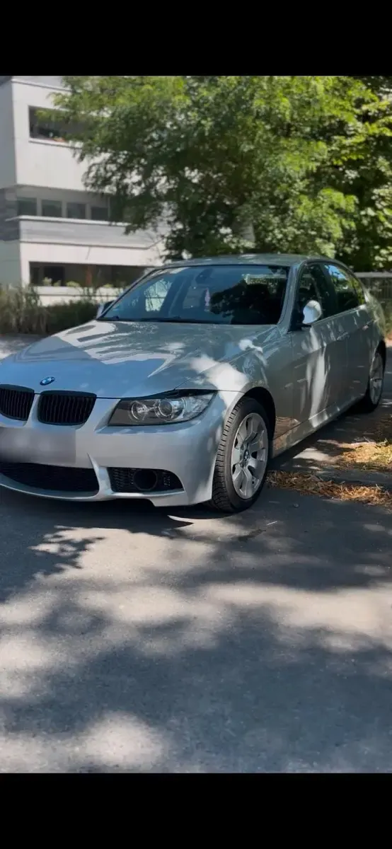 Gebraucht BMW 330 272 PS (200 kW) 2008 Silber Limousine