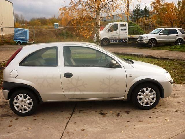 Gebraucht Opel Corsa Eco 58 PS (42 kW) 2003 Silber Limousine