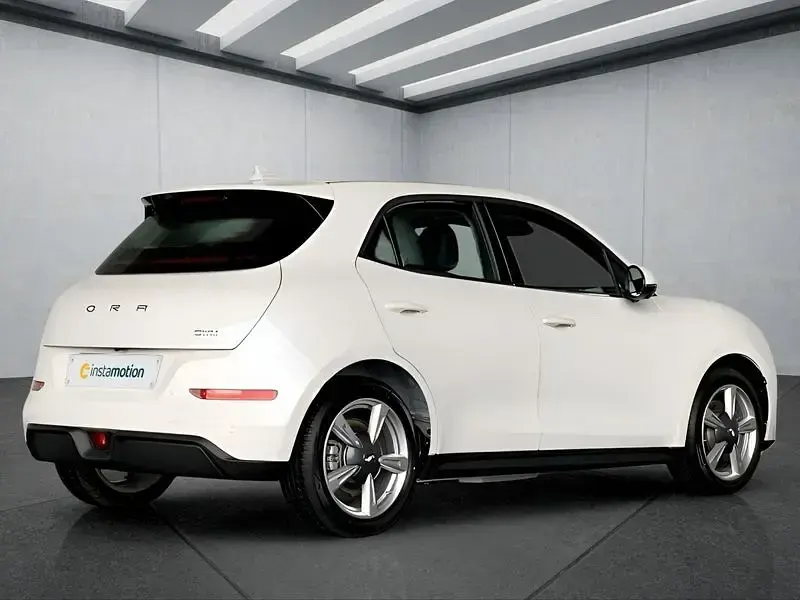 Usata Ora 03 125 kW (171 CV) 2024 Bianco Utilitaria