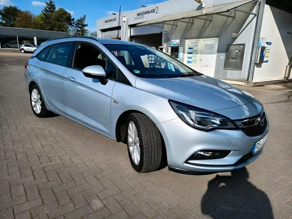 Gebraucht Opel Astra Edition 136 PS (100 kW) 2017 Silber Kombi
