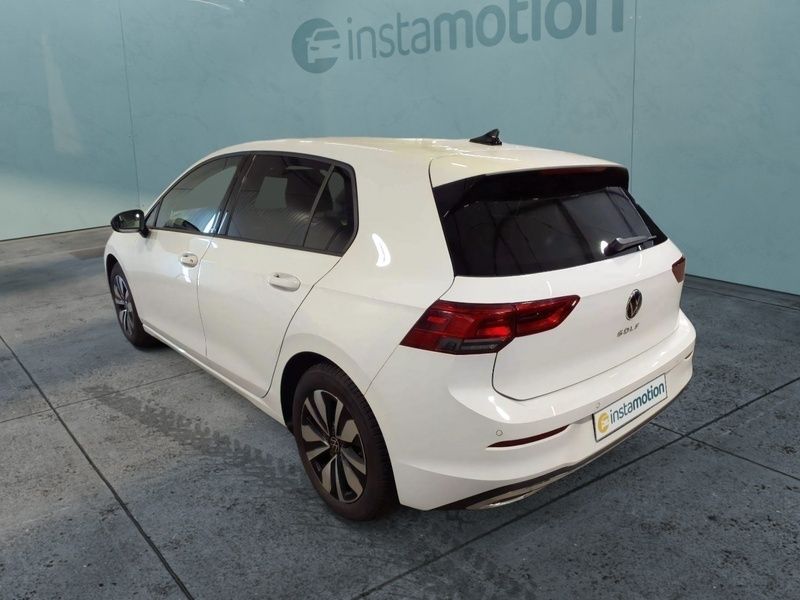 Gebraucht VW Golf VIII Move 150 PS (110 kW) 2024 Weiß Limousine