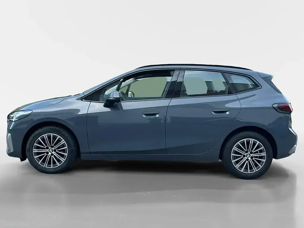 Gebraucht BMW 218 Active Tourer Luxury Line 136 PS (100 kW) 2025 Sparkling kupfergrau metallic Van / Kleinbus