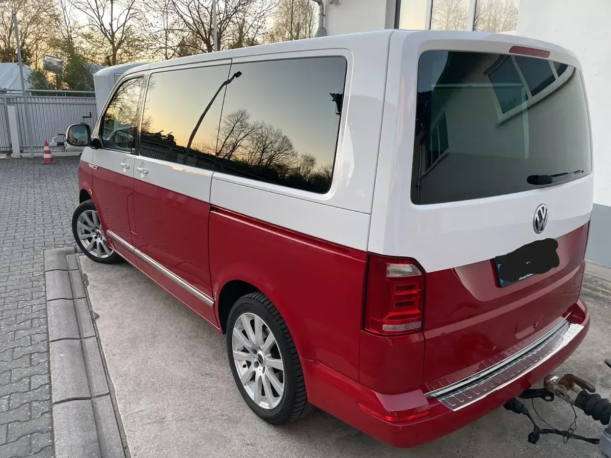 Gebraucht VW Multivan Generation Six 204 PS (150 kW) 2017 Andere farben Van / Kleinbus