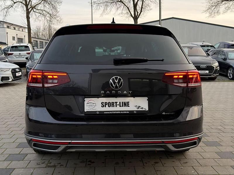 Gebraucht VW Passat Alltrack 200 PS (147 kW) 2022 Mangangrau Kombi