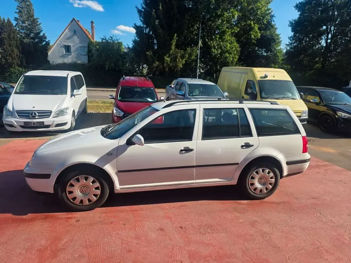 Gebraucht VW Golf IV Ocean 101 PS (74 kW) 2005 Candyweiß Kombi