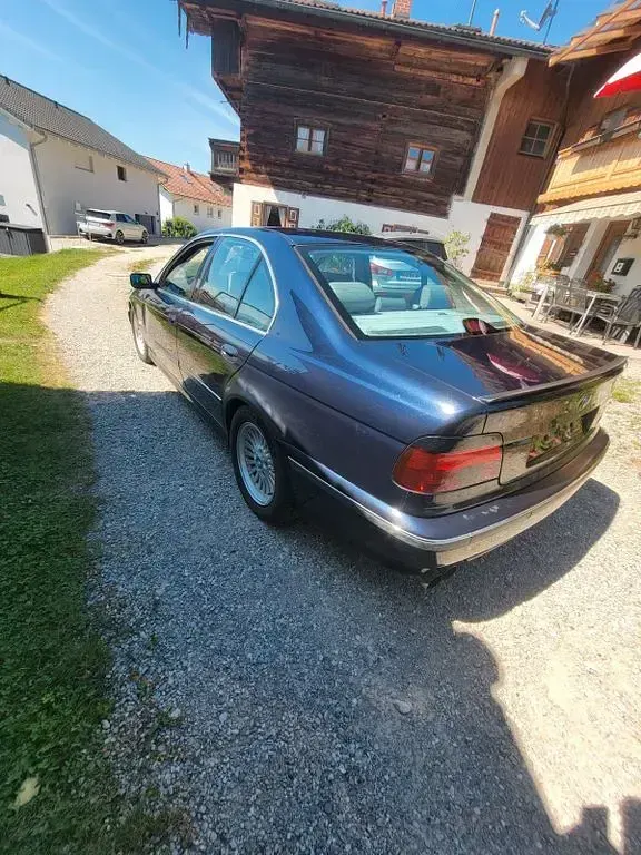 Gebraucht BMW 528 Performance 193 PS (141 kW) 1999 Blau Limousine