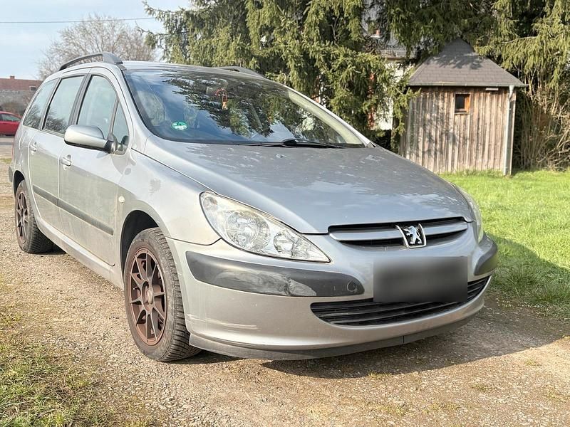 Gebraucht Peugeot 307 133 PS (97 kW) 2004 Grau Kombi