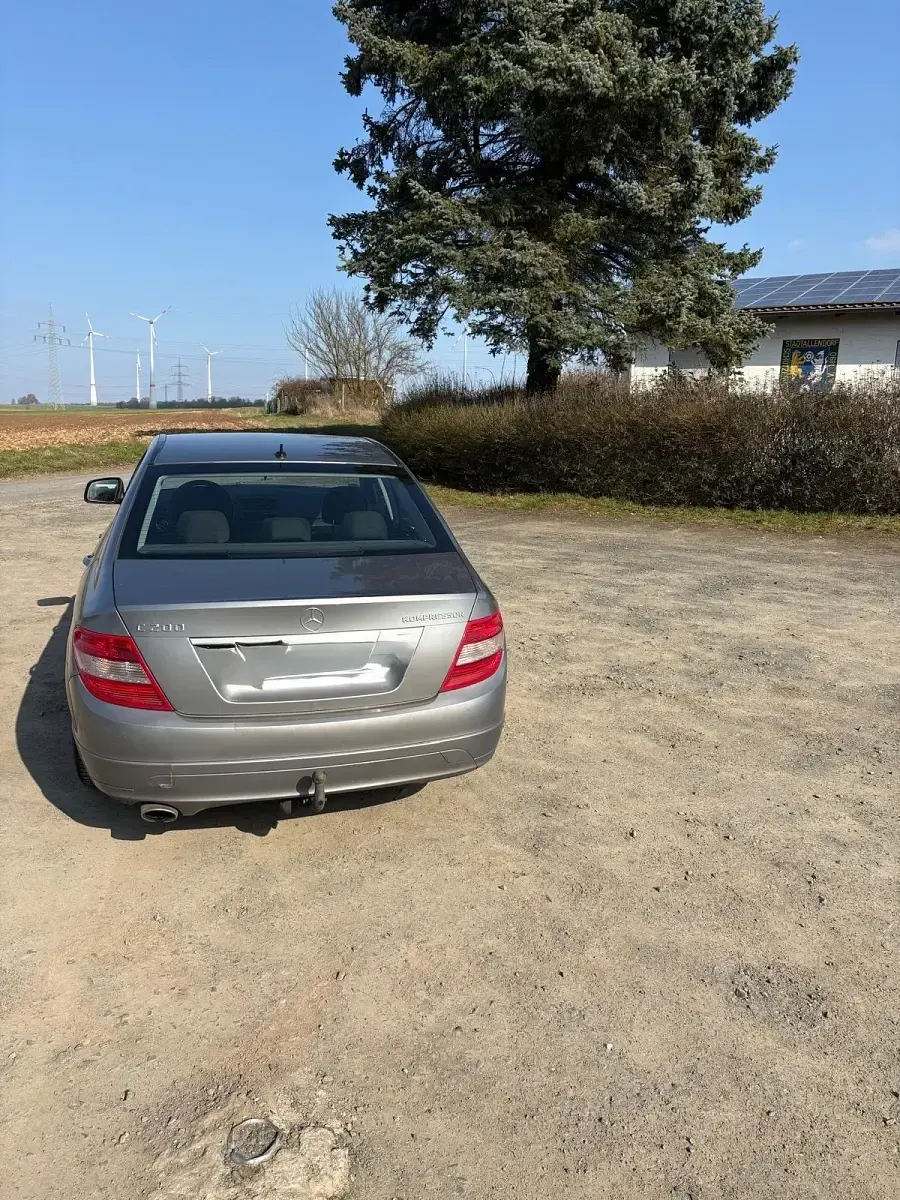 Gebraucht Mercedes C200 184 PS (135 kW) 2007 Silber Limousine