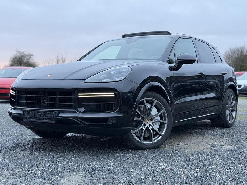 Gebraucht Porsche Cayenne Turbo Chrono 549 PS (403 kW) 2018 Schwarz SUV