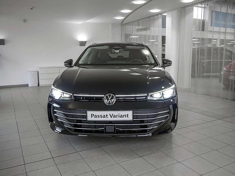 Neu VW Passat Business 150 PS (110 kW) 2026 Grenadillschwarz Kombi