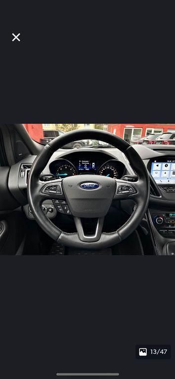 Gebraucht Ford Kuga ST-Line 179 PS (131 kW) 2017 Grau SUV