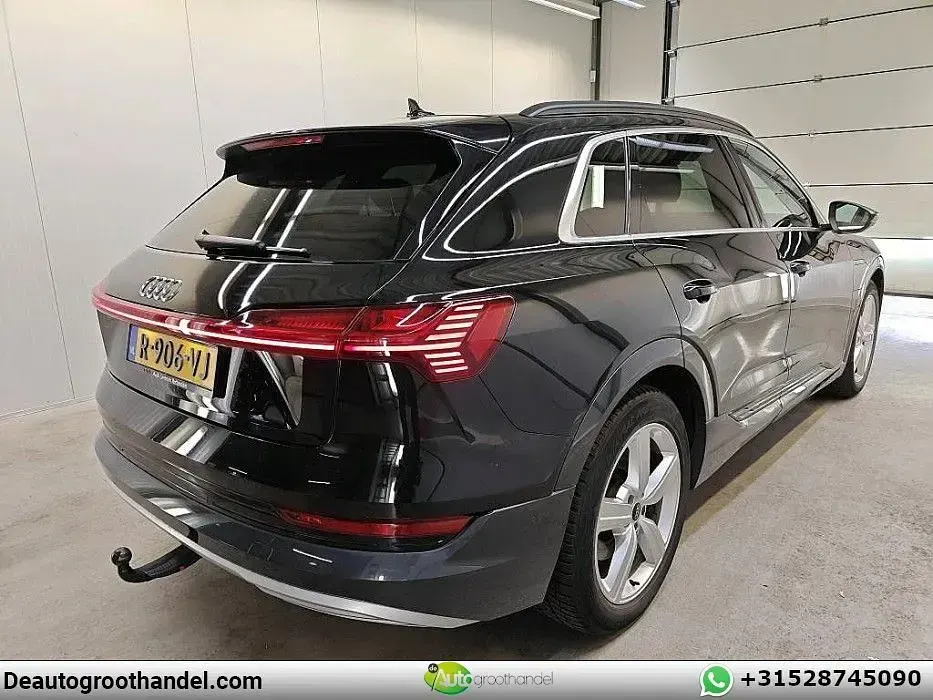 Gebraucht Audi e-tron Advanced 300 kW (408 PS) 2022 Schwarz SUV