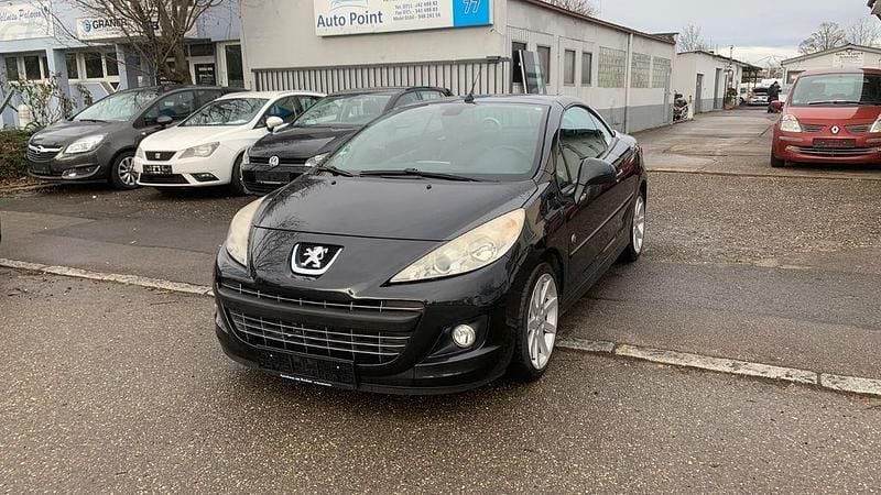 Gebraucht Peugeot 207 CC Roland Garros 156 PS (114 kW) 2010 Schwarz Cabrio