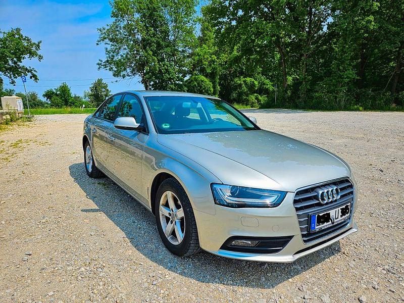 Gebraucht 2014 Audi A4 Attraction Limousine | 11.800 € (Guter Preis) - Bild 1/4