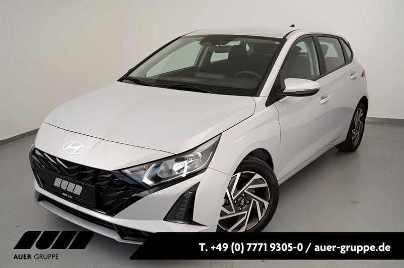 Grau Neu 2024 Hyundai i20 Trend Limousine | 17.490 € (Superpreis) - Bild 1/4